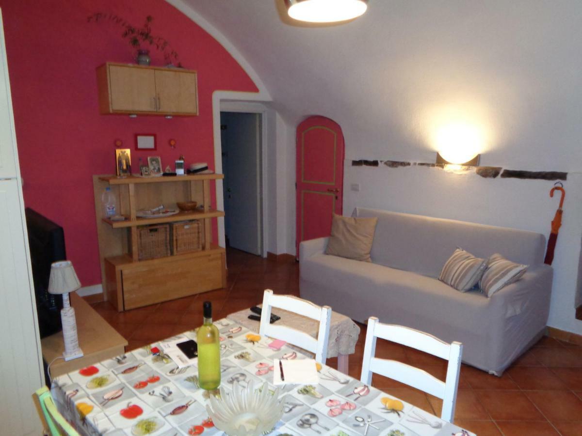 Apartment Medieval Village Isolabona Bagian luar foto